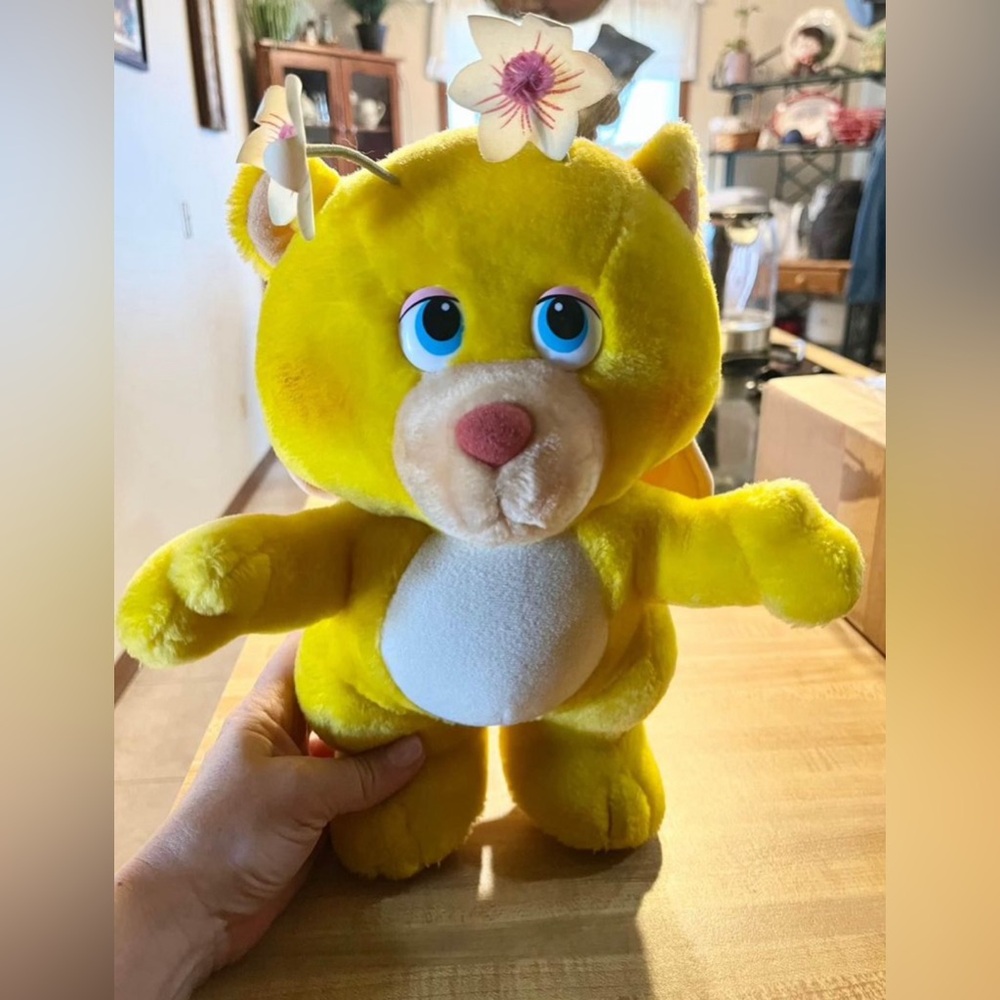 Vintage Hasbro Wuzzle Plush Softies.